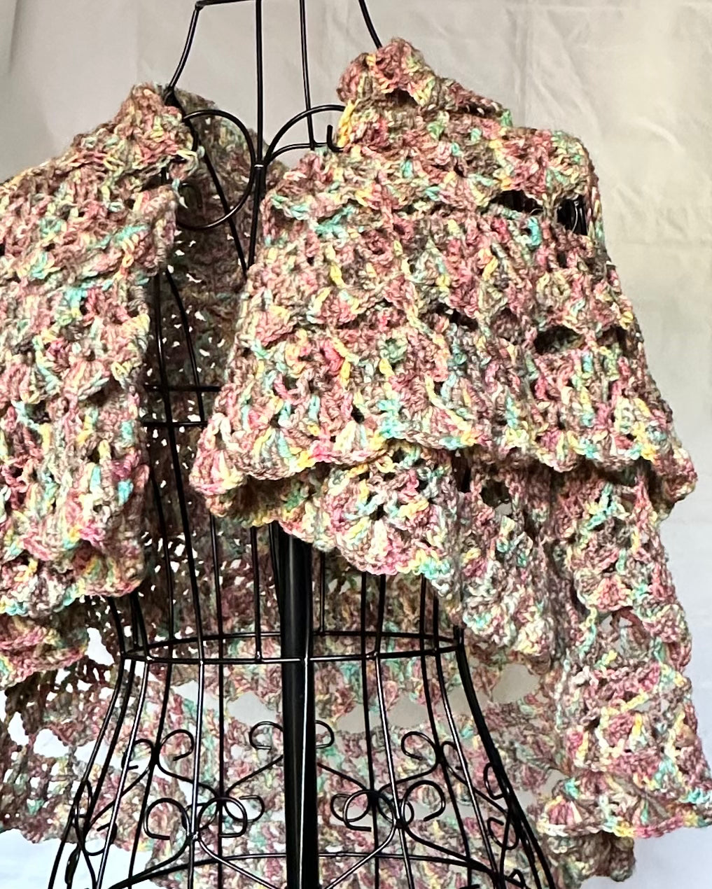 Circle shawl (wizard of oz wool blend)