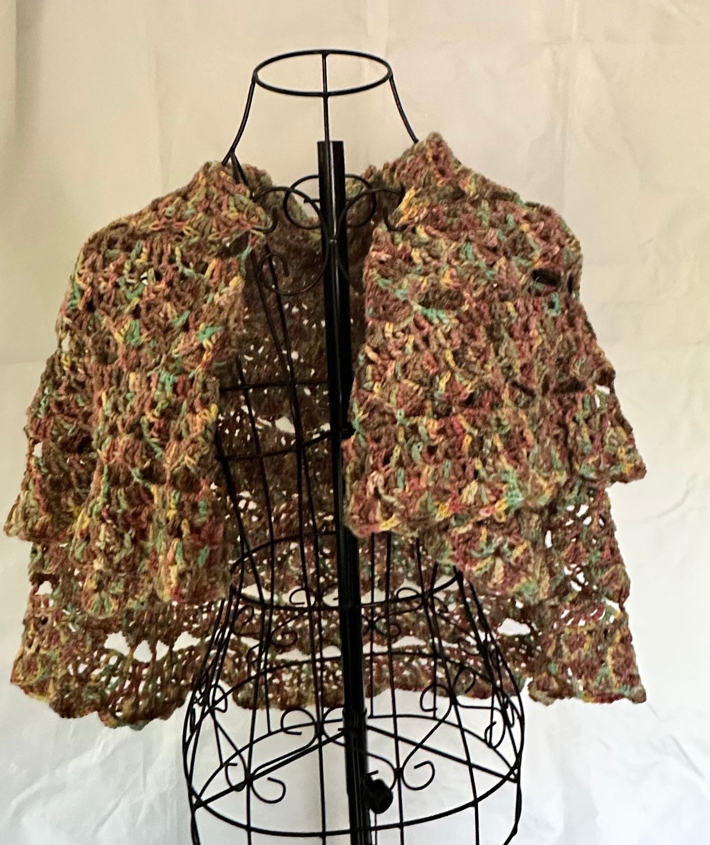Circle shawl (wizard of oz wool blend)